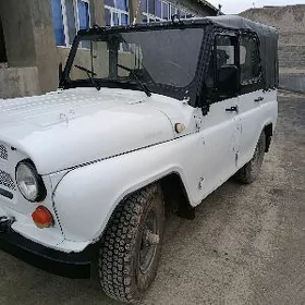 UAZ 469 1990