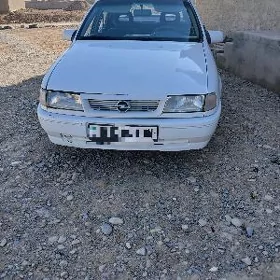 Opel Vectra 1990