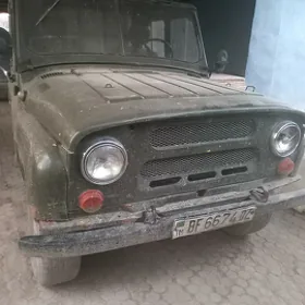 UAZ 469 1986