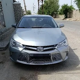 Toyota Camry 2016