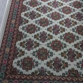 Haly Ковёр б.у