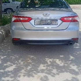 Toyota Camry 2018