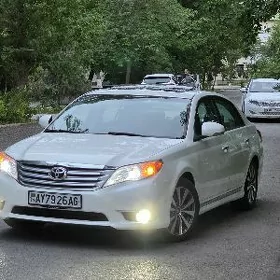 Toyota Avalon 2011
