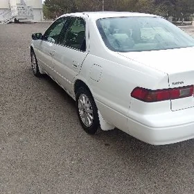 Toyota Camry 1998