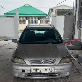 Opel Astra 2000