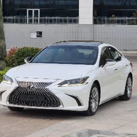 Lexus ES 350 2020