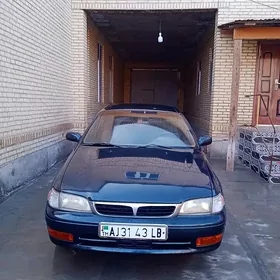 Toyota Corona 1995