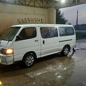 Toyota Hiace 1998
