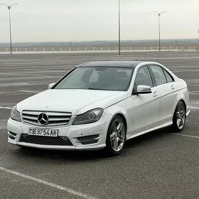 Mercedes-Benz C350 2010