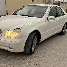Mercedes-Benz C320 2003