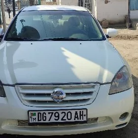 Nissan Altima 2004
