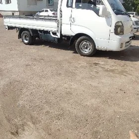 Kia Bongo 2012