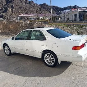 Toyota Camry 2000