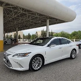 Lexus ES 350 2021