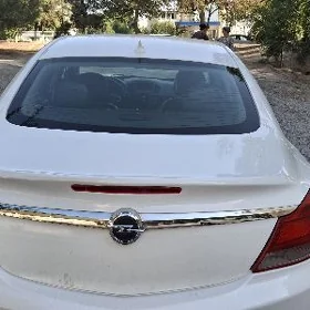 Opel Insignia 2012