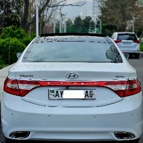 Hyundai Grandeur 2012