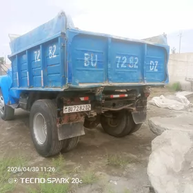 Zil 130 2023