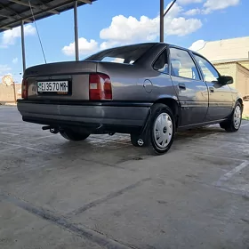 Opel Vectra 1992
