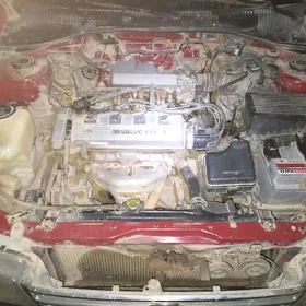 Toyota Carina 1993