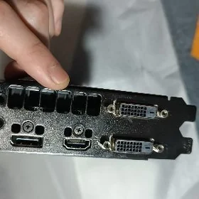 Продам Nvidia GTX 1050Ti