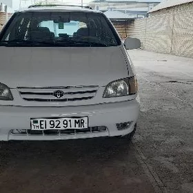Toyota Sienna 2002