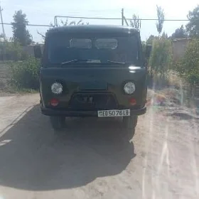 UAZ 2206 1987