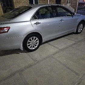 Toyota Camry 2010