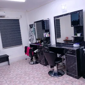 Salon arenda