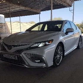 Toyota Camry 2020