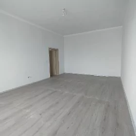 4 etaz 2 komnat elitka 105m²