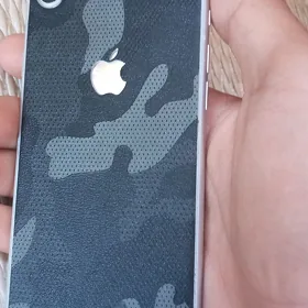 iPhone 8