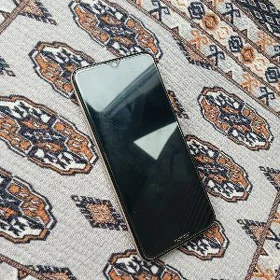 Honor 8A