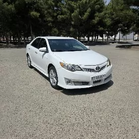 Toyota Camry 2012
