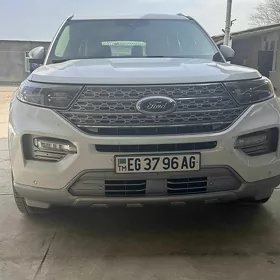 Ford Explorer 2021