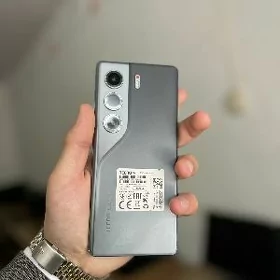 Tecno camon 40 pro