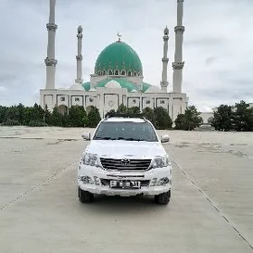 Toyota Hilux 2013