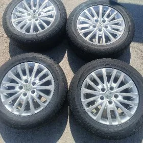 Aýak 215 60 16