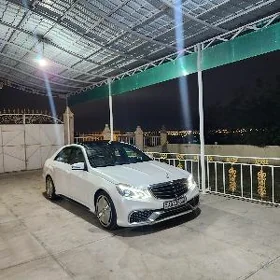 Mercedes-Benz W212 2011