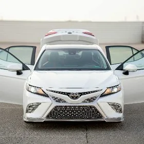 Toyota Camry 2023