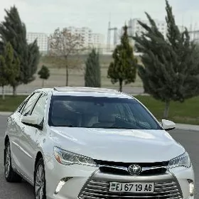 Toyota Camry 2016