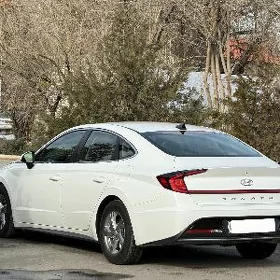 Hyundai Sonata 2020
