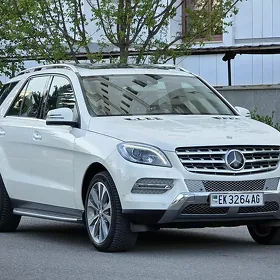 Mercedes-Benz ML500 2014