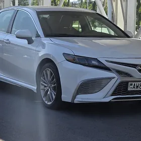 Toyota Camry 2021