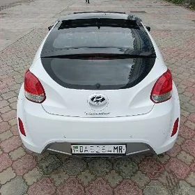 Hyundai Veloster 2012