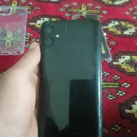 samsunyk A04  4 64