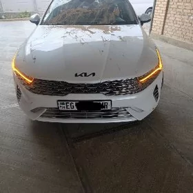 Kia K5 2022