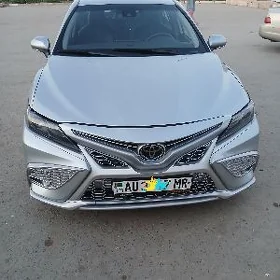 Toyota Camry 2023