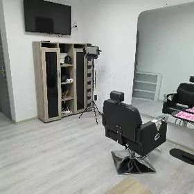salon arenda