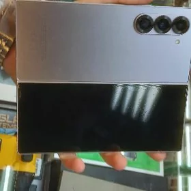 Samsung z fold 6 256/12