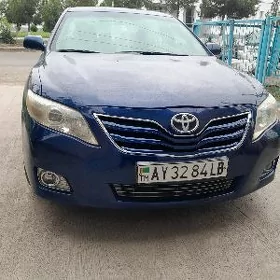 Toyota Camry 2010